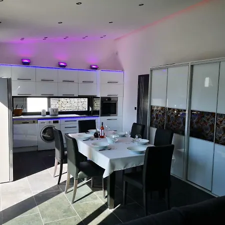 Luxory Minimal House Шиофок